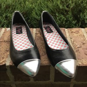 Jelly Pop black flats with silver toe